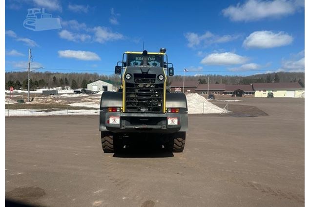 2020 Komatsu WA270-8 Wheel Loader